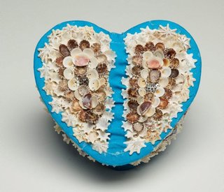 AGNSW collection Esme Timbery Heart shaped box 2006