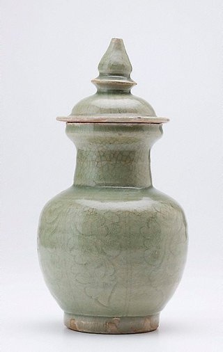 AGNSW collection Longquan ware Covered jar with carved decoration 1368-1644