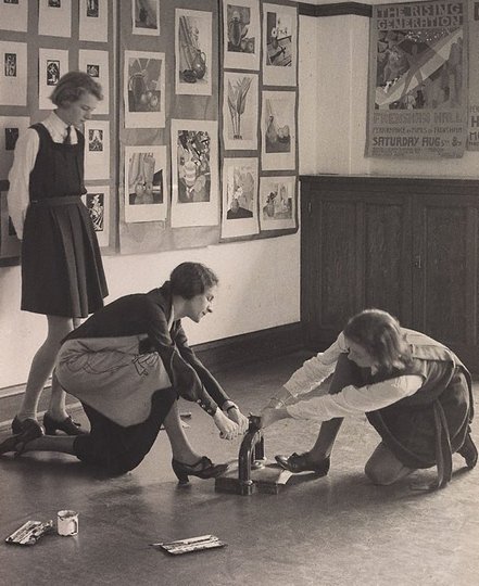 AGNSW collection Harold Cazneaux Lino-cuts: Frensham School 1934